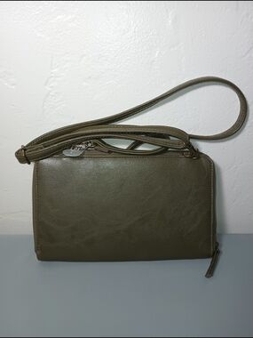 Time And Tru Green Wallet Crossbody Bag